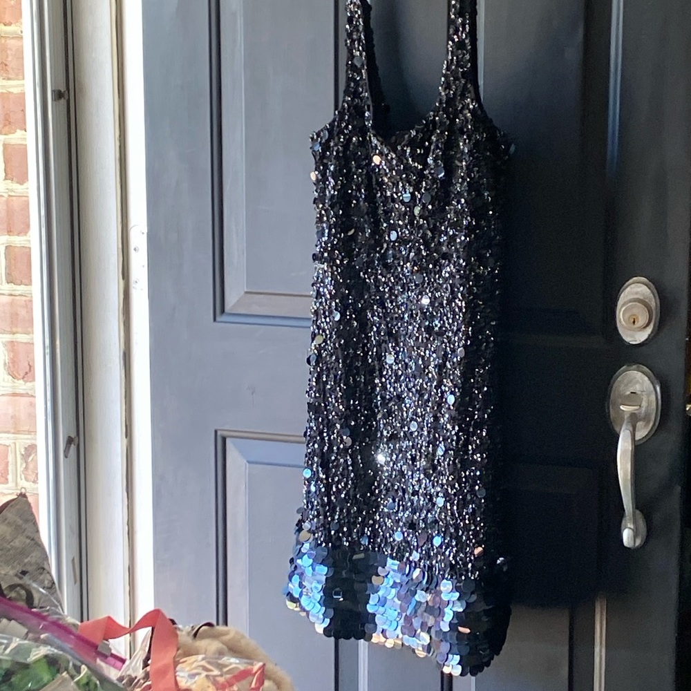 Black cocktail dress Adrianna Papell sequins